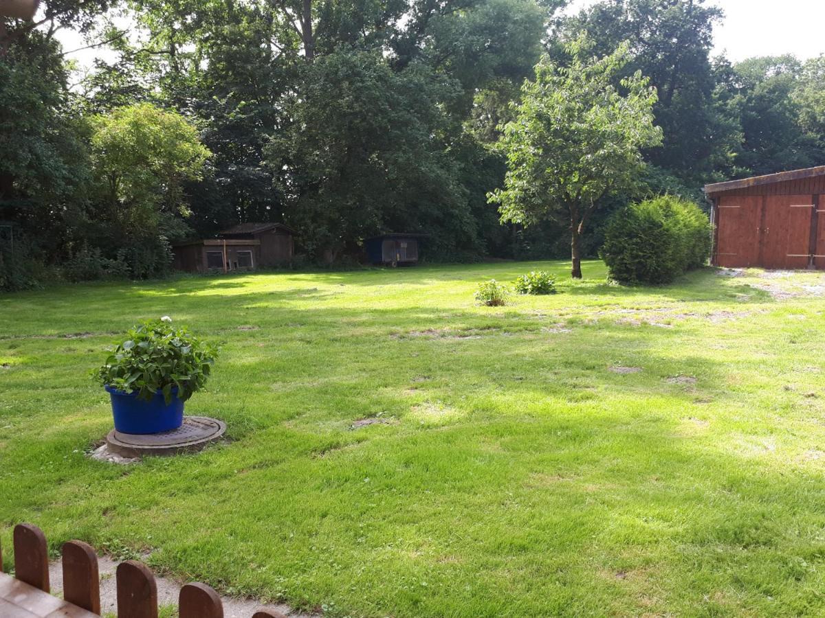 Ferienwohnung auf einem Gutshof Nordenham Exterior foto